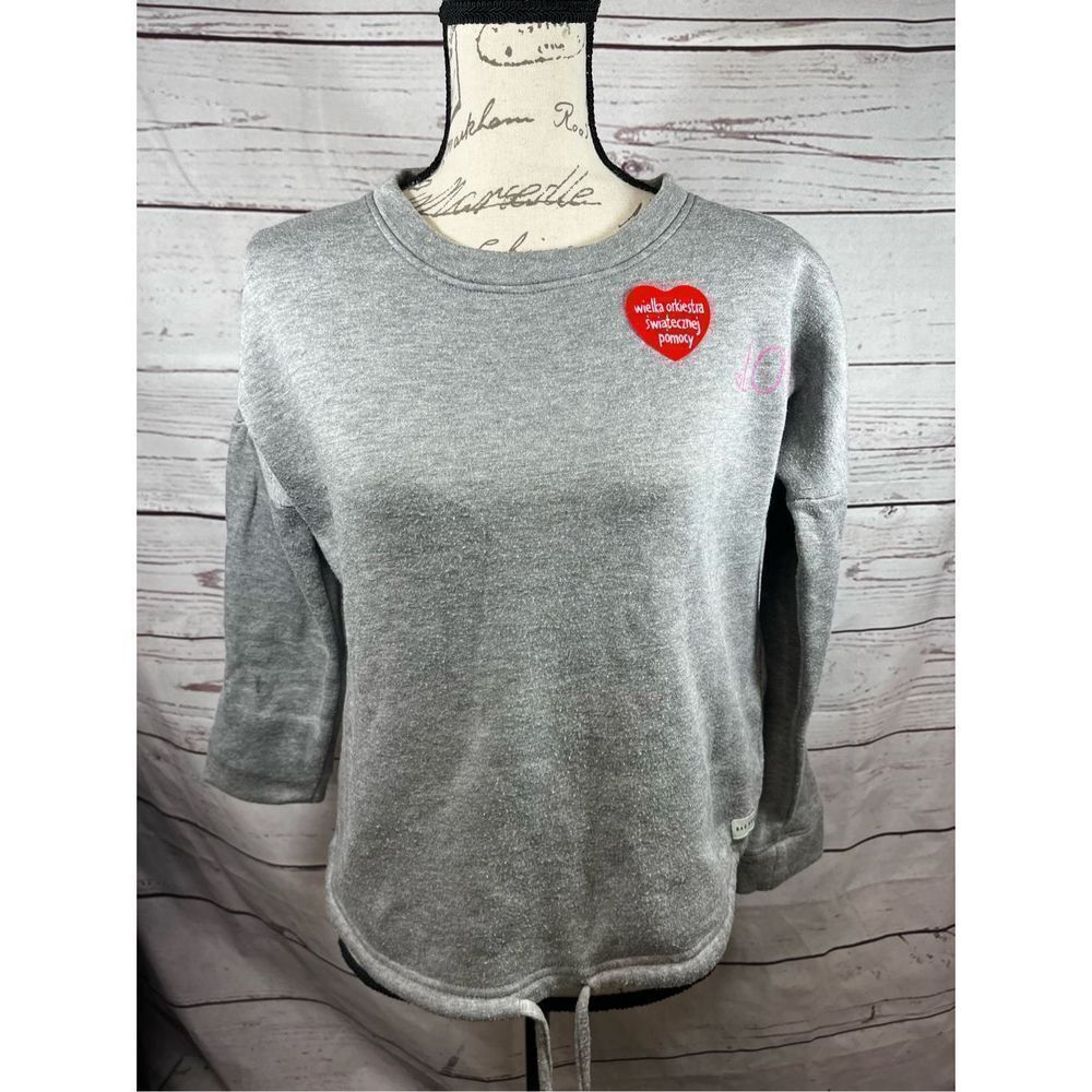 WOŚP Gray Pullover Sweatshirt Love Embroidered Drawstring Hem 3/4 Sleeve